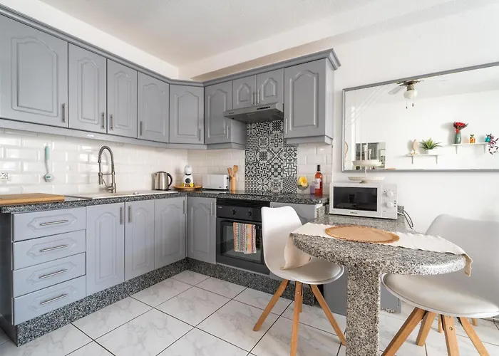 Oasis Diamente - Heated Pool Los Cristianos (Tenerife)